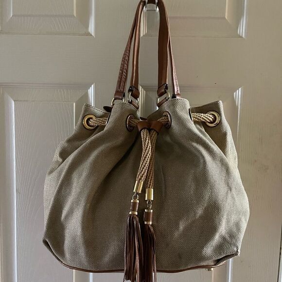 Michael Kors canvas faded gold shoulder bag Gold Threads Drawstring Rope Tassels - Picture 1 of 16